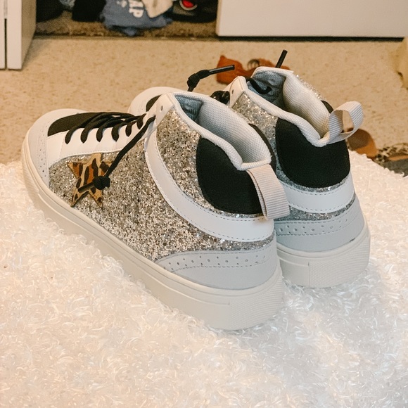 Glitter Star Sneakers - Picture 4 of 4
